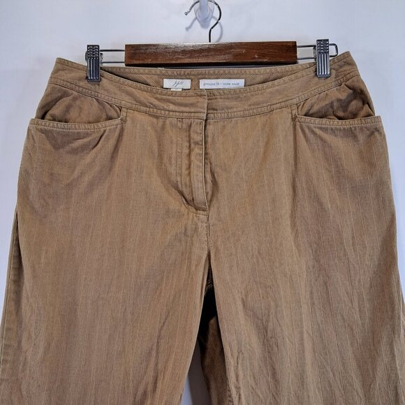 J JILL Genuine Fit Below Waist Tan Capri Cropped Pants Size 10 - Picture 2 of 11